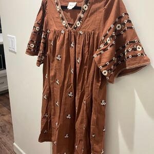 Maison 123 Embroidered Floral Brown Dress